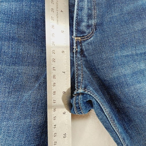 Lucky Brand Blue Denim Light Wash Blue Classic Five Pockets Jeans P3588 - Picture 4 of 11